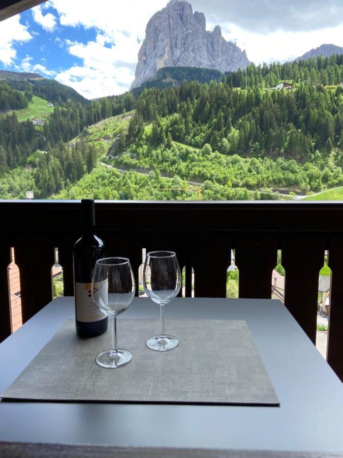 Apartments Mezdi Santa Cristina Val Gardena 外观 照片